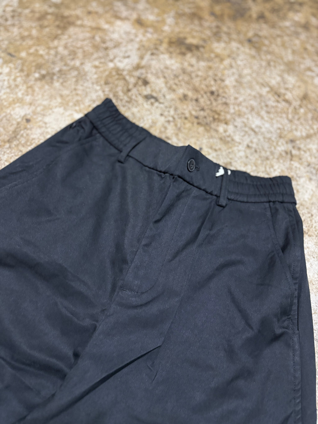 Black Wide-Leg Utility Cargo Trousers – Unisex Relaxed Fit
