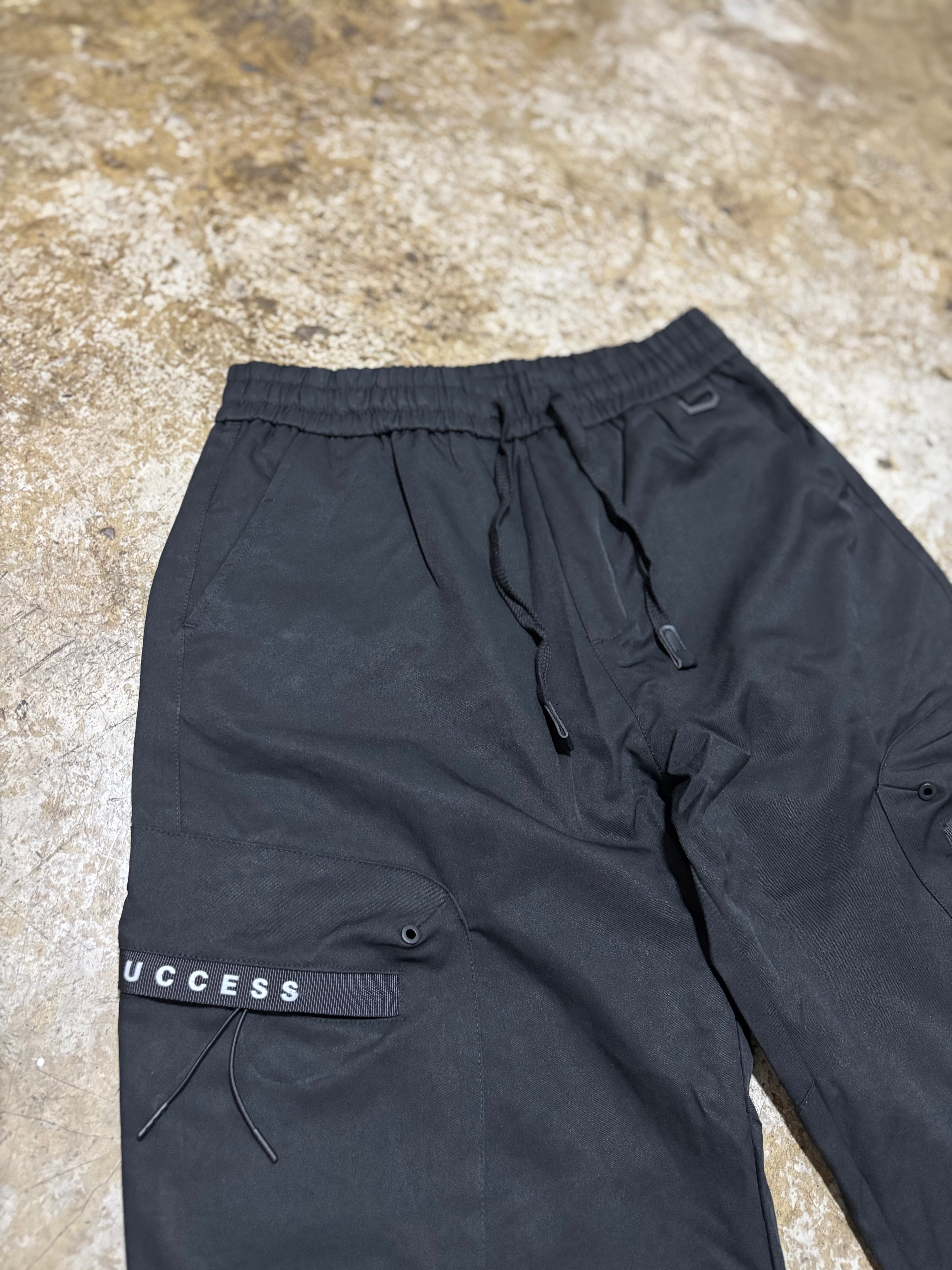 Black Multi-Pocket Cargo Jogger Pants – Unisex Utility Streetwear