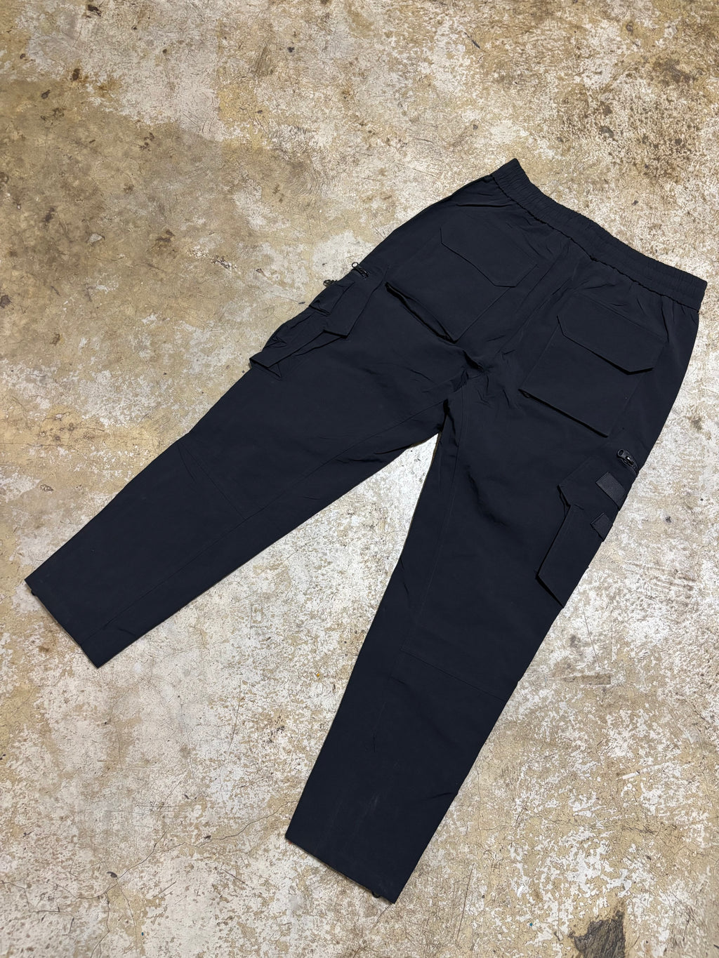 Black Tactical Zip Cargo Pants – Unisex Multi-Pocket Streetwear Trousers