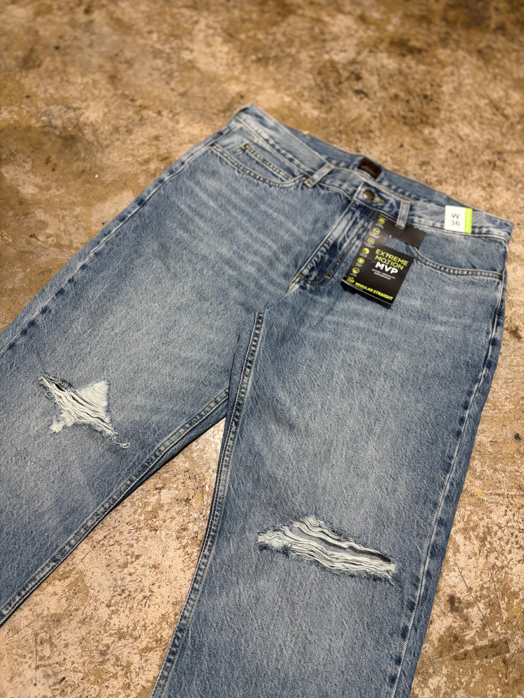 Light Wash Distressed Straight Leg Jeans Unisex Vintage Denim