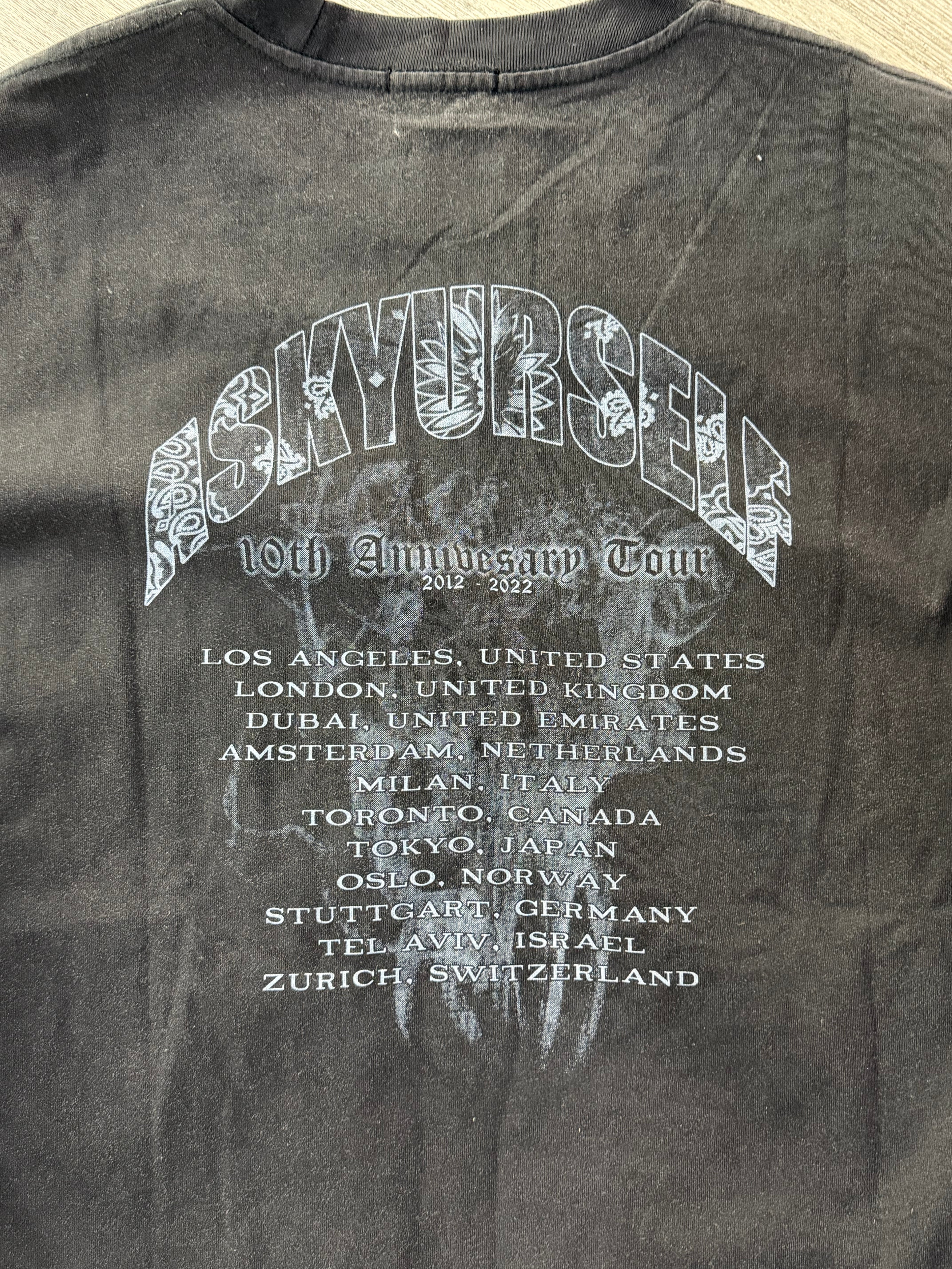 Skyyursa 10th Anniversary Tour Graphic T-Shirt – Washed Black