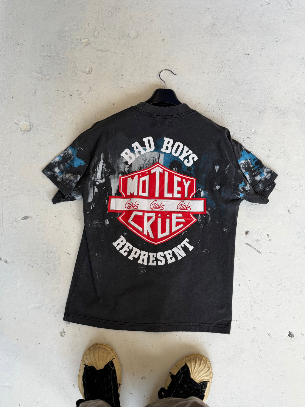 Represent x Mötley Crüe “Bad Boys” Graphic T-Shirt – Washed Black