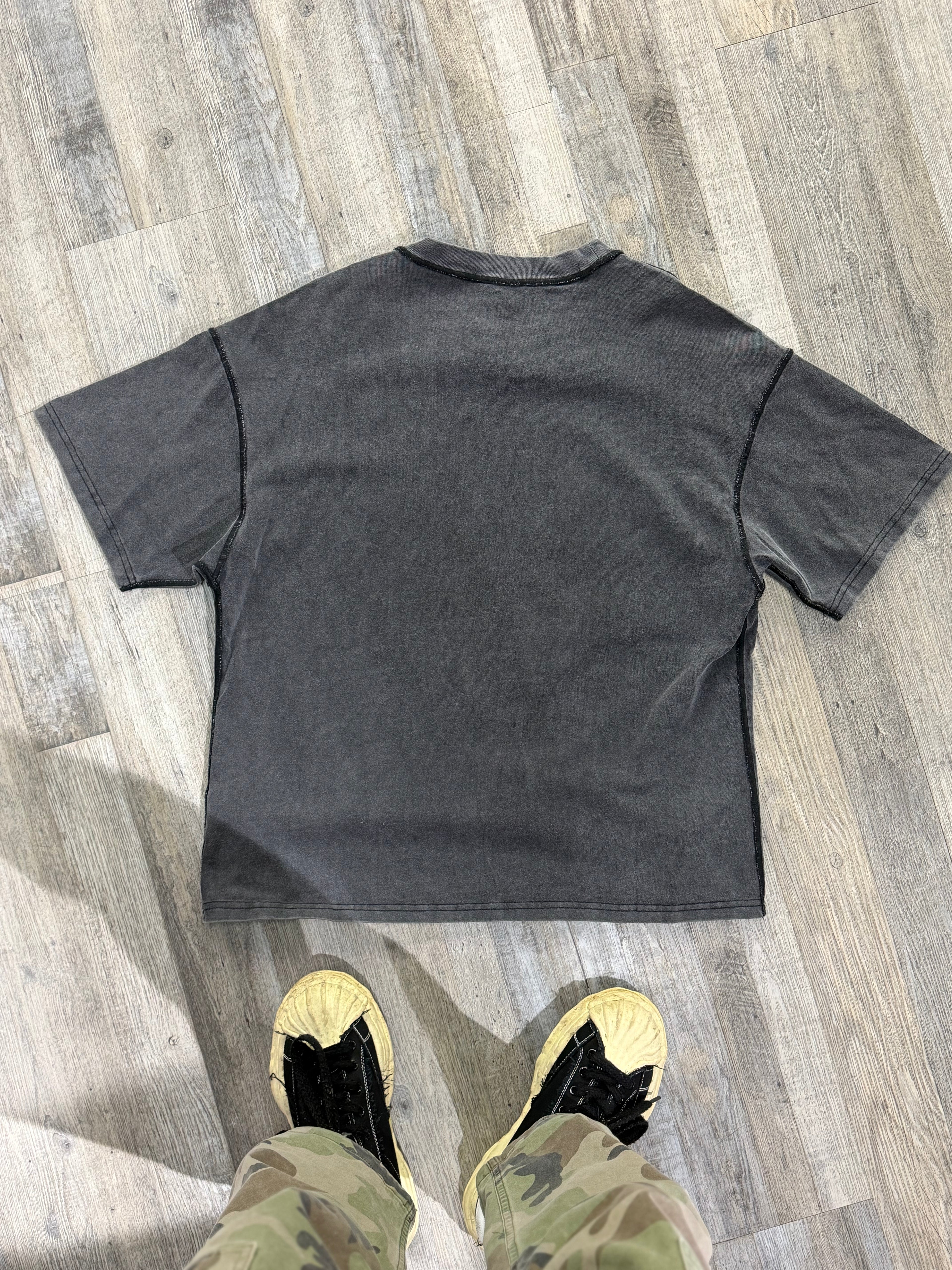 Arno De France Washed Seam Detail T-Shirt – Charcoal Grey