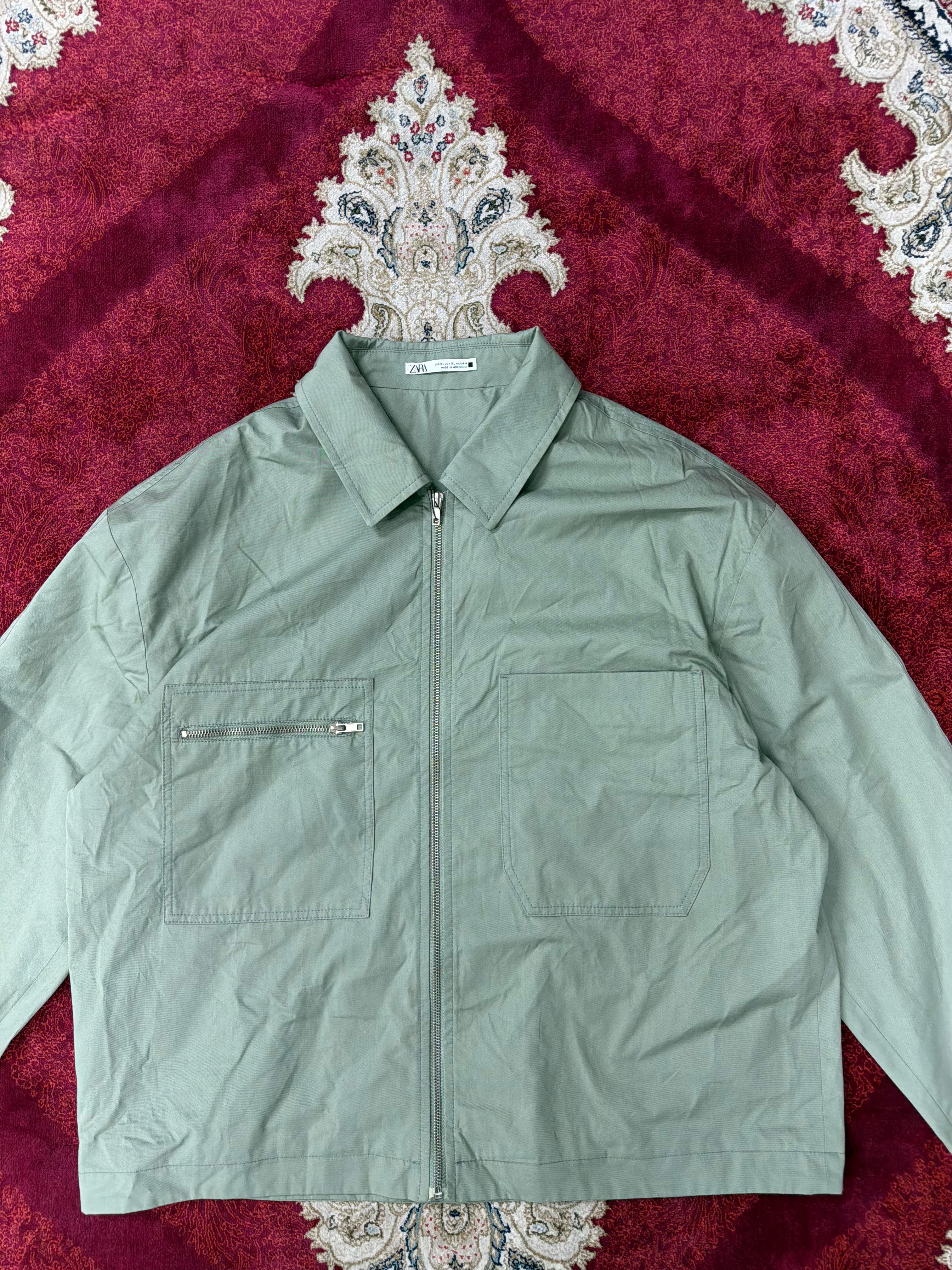 ZARA Sage Green Zip Jacket – Minimal Utility Fit
