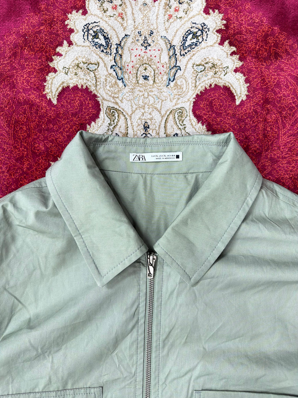 ZARA Sage Green Zip Jacket – Minimal Utility Fit
