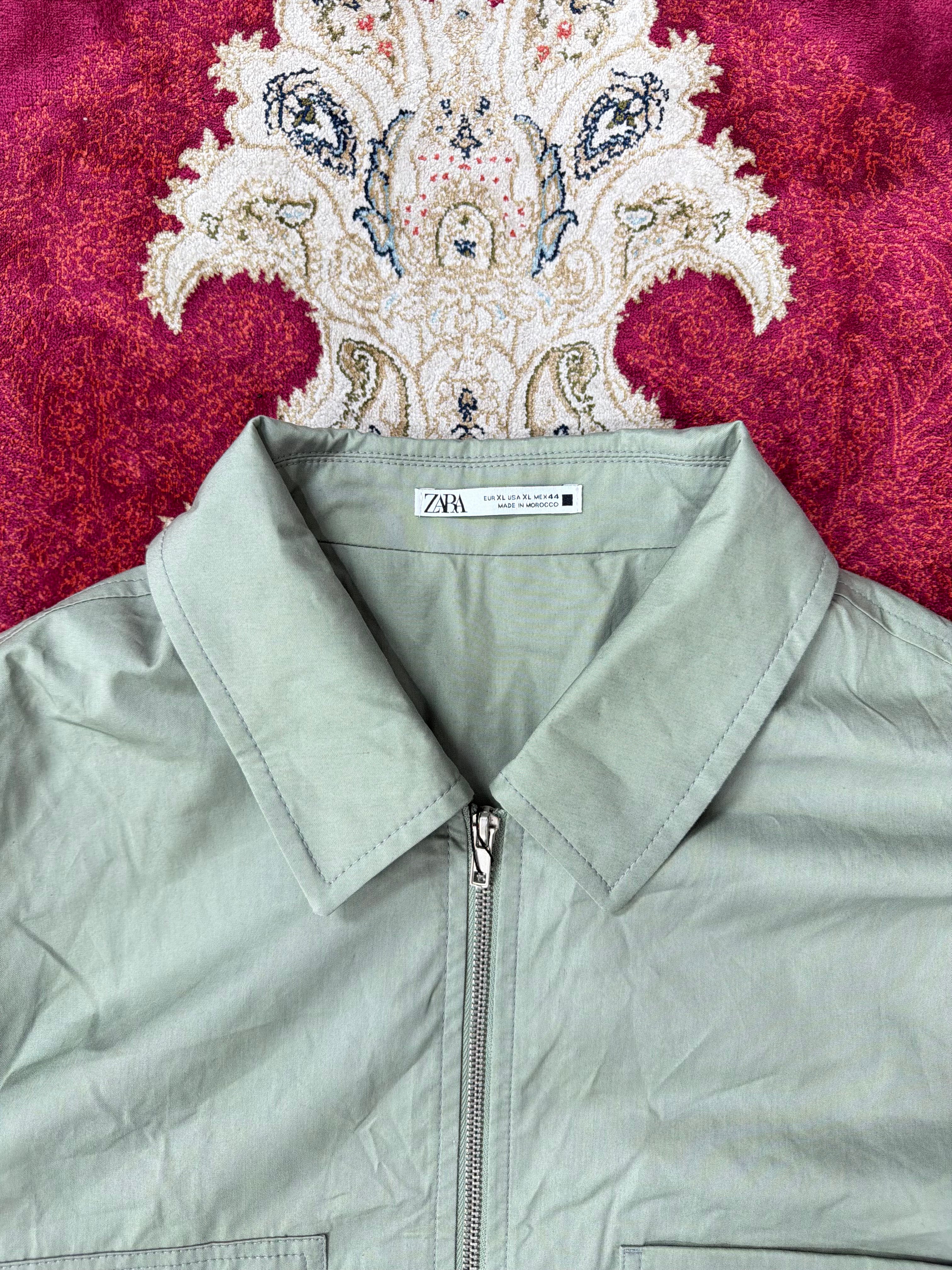 ZARA Sage Green Zip Jacket – Minimal Utility Fit