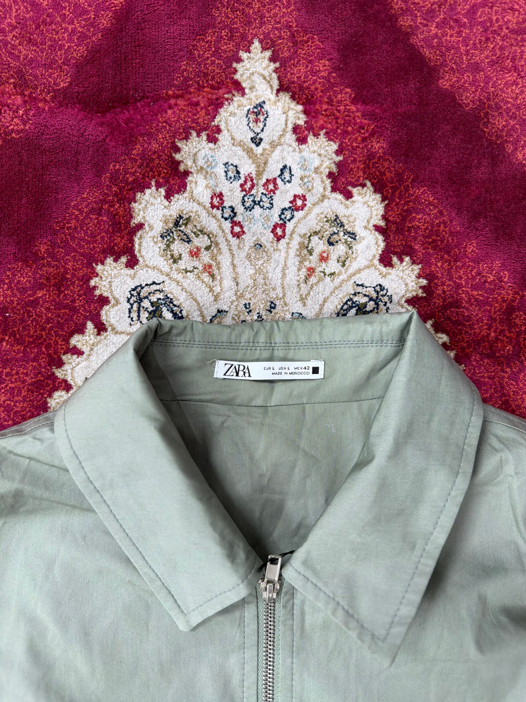 ZARA Sage Green Zip Jacket – Minimal Utility Fit