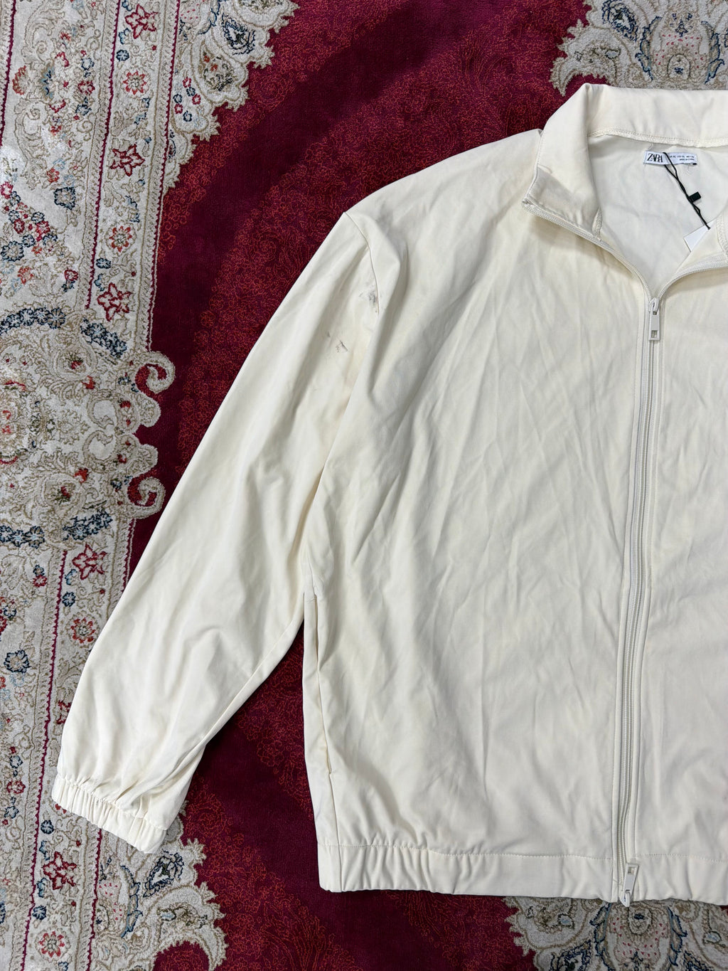 ZARA Cream Lightweight Zip Jacket – Everyday Essential
