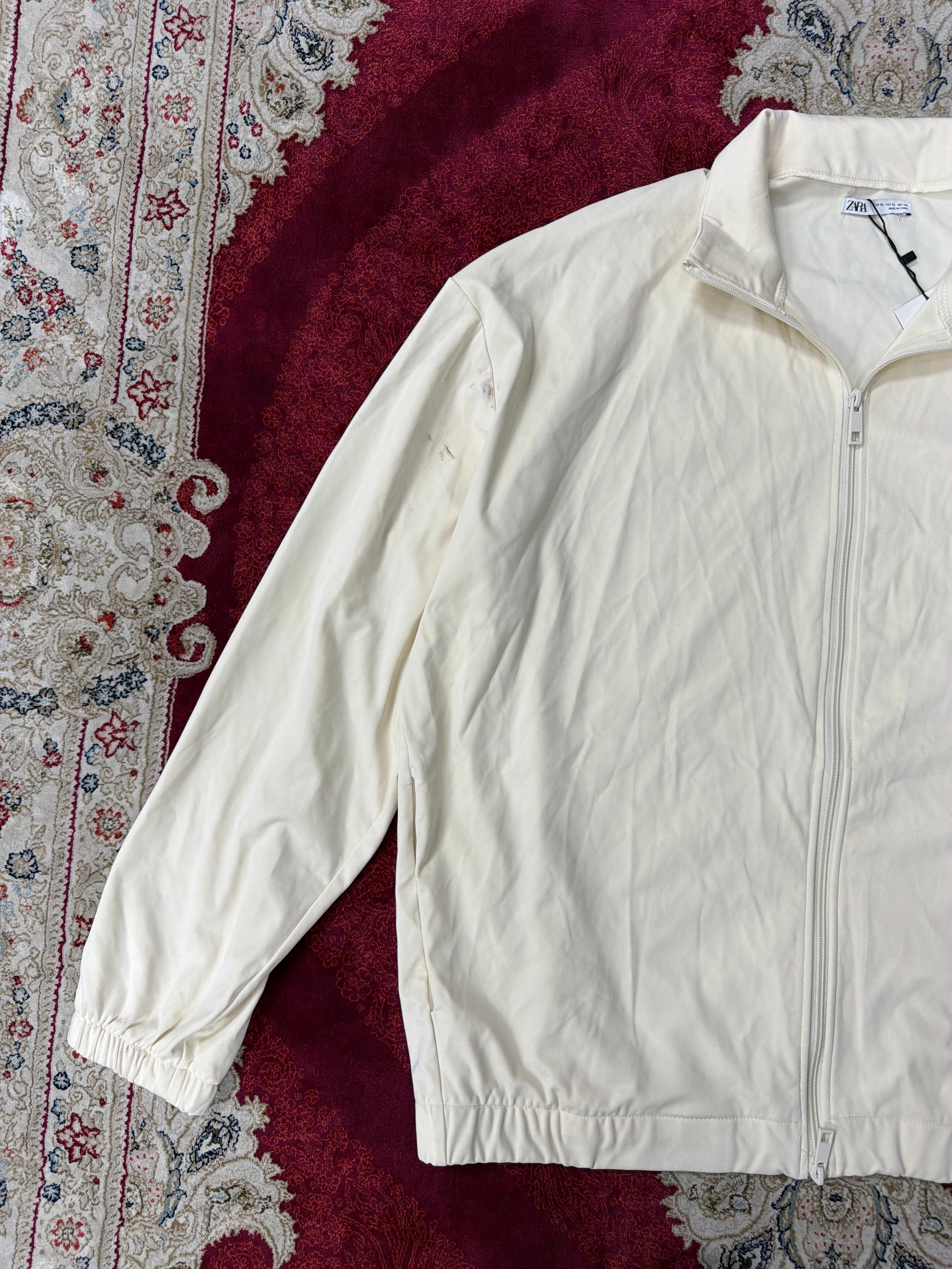 ZARA Cream Lightweight Zip Jacket – Everyday Essential