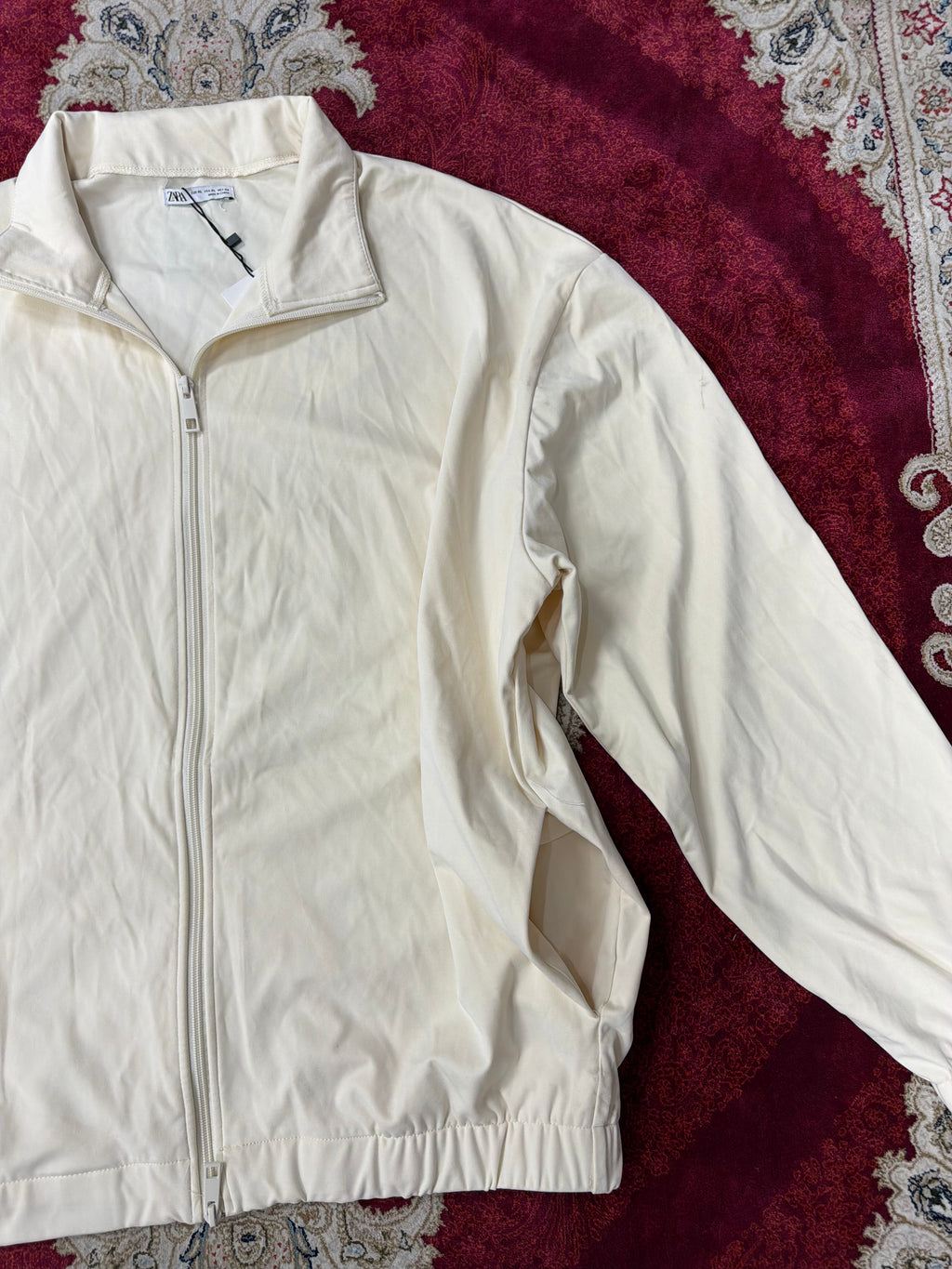 ZARA Cream Lightweight Zip Jacket – Everyday Essential