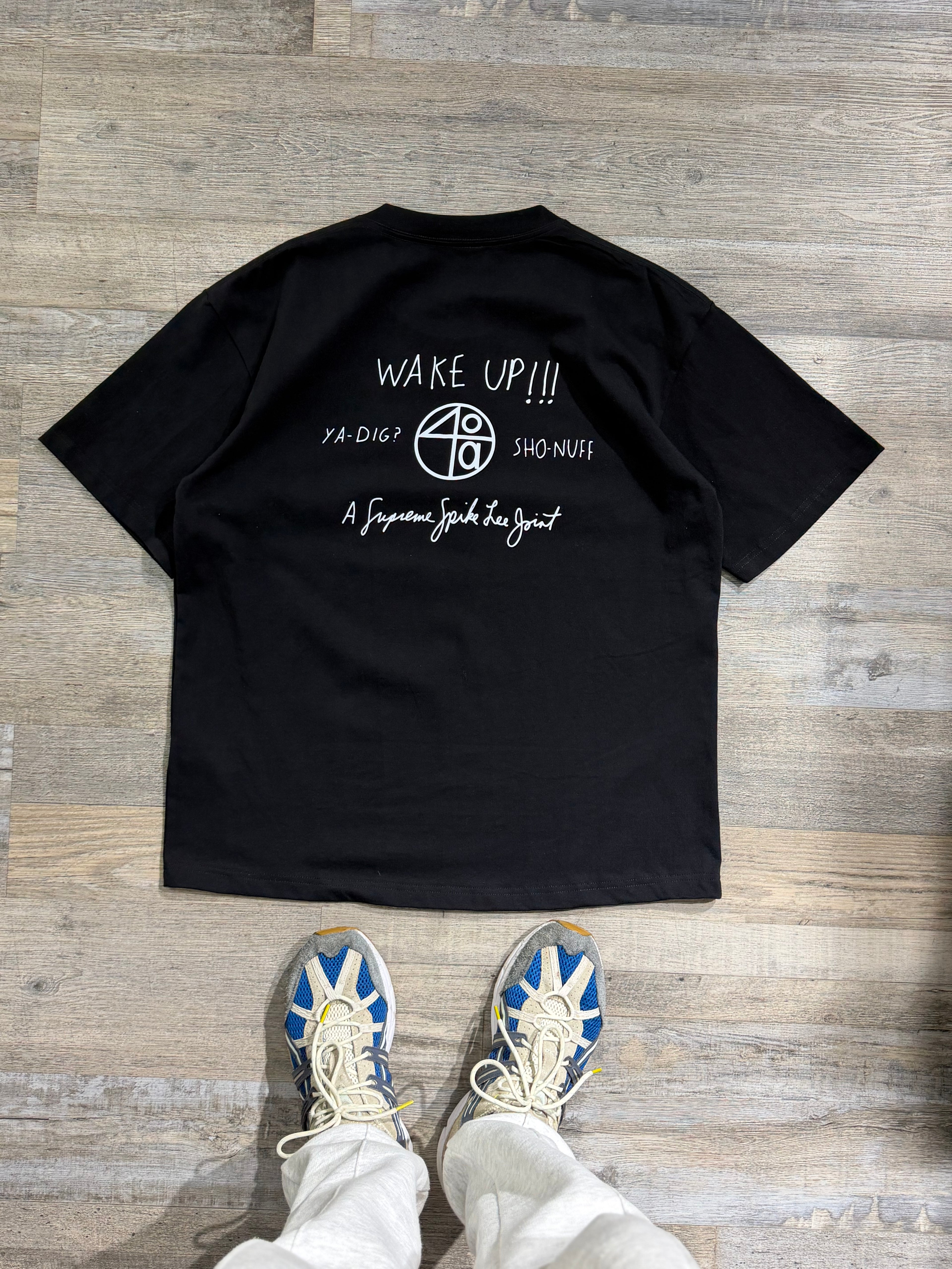 Supreme Cameraman Photo Graphic T-Shirt – Black
