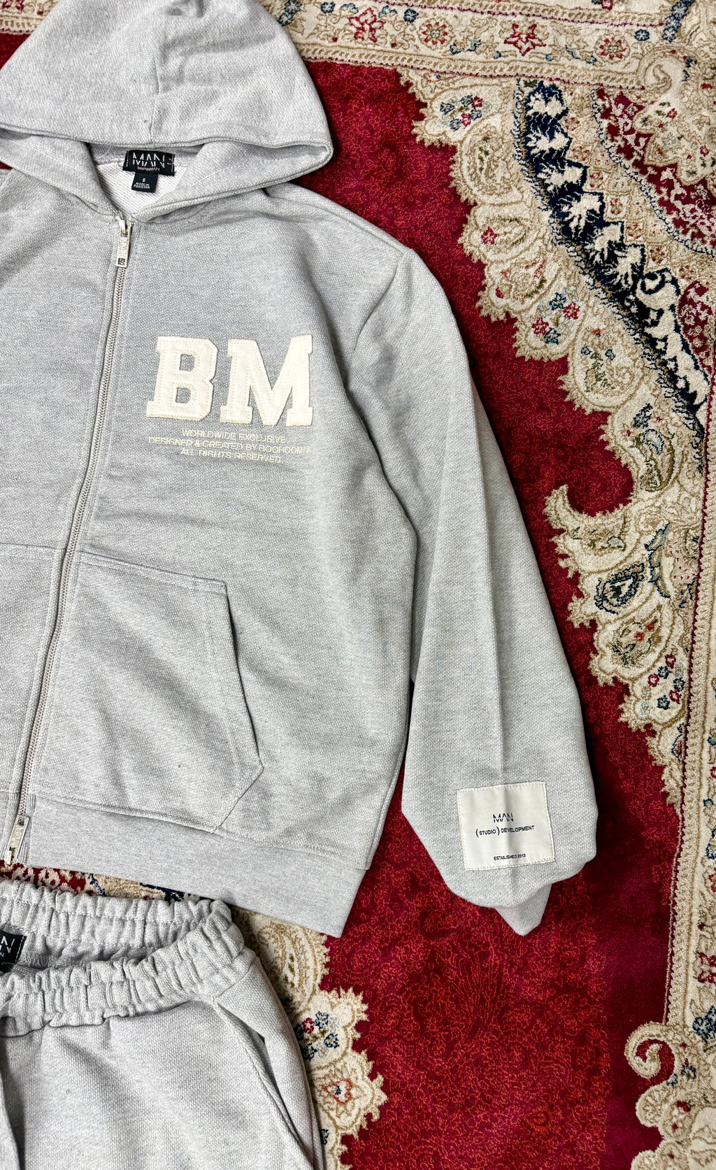 BM Worldwide Tracksuit Set – Grey Edition