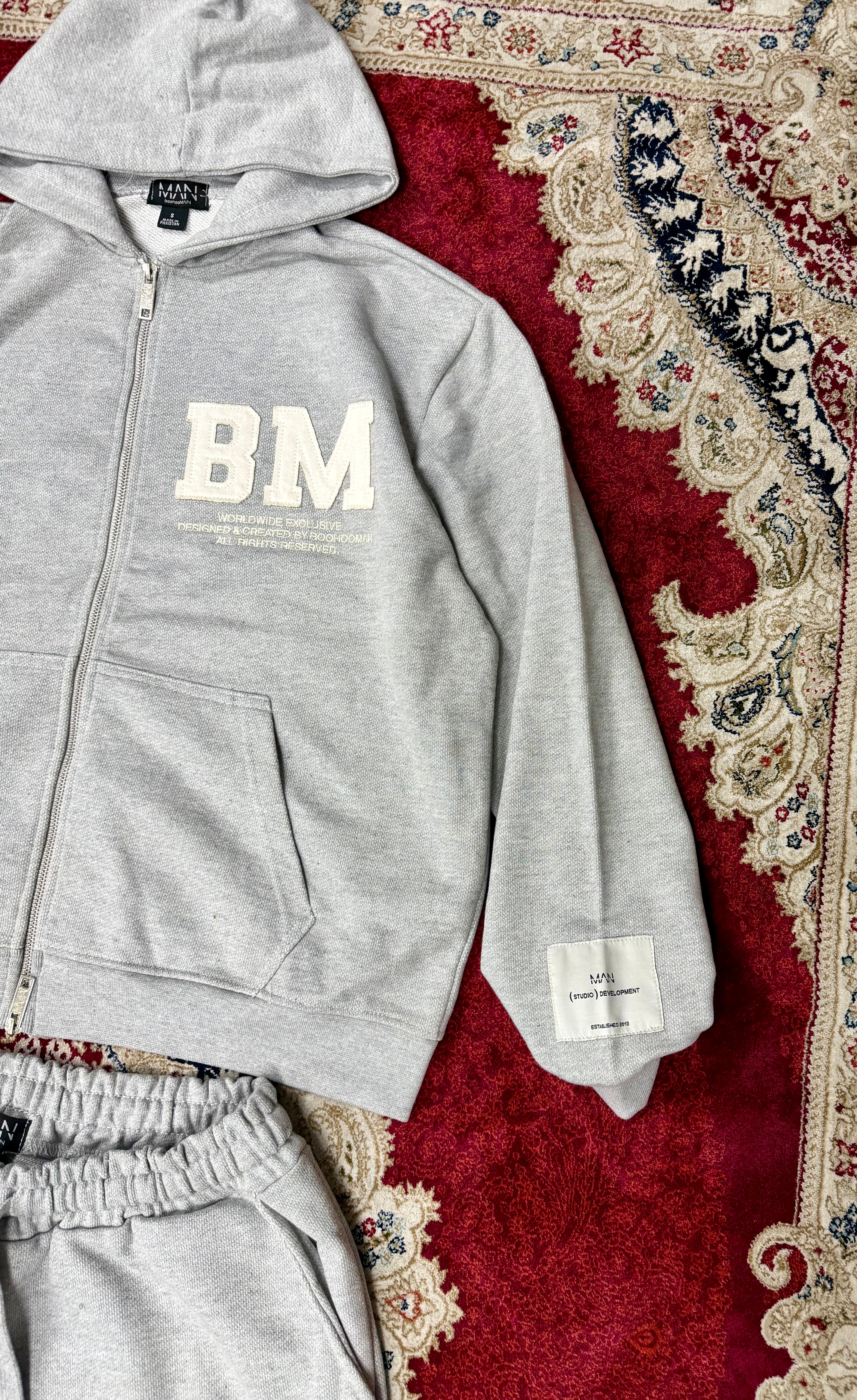 BM Worldwide Tracksuit Set – Grey Edition