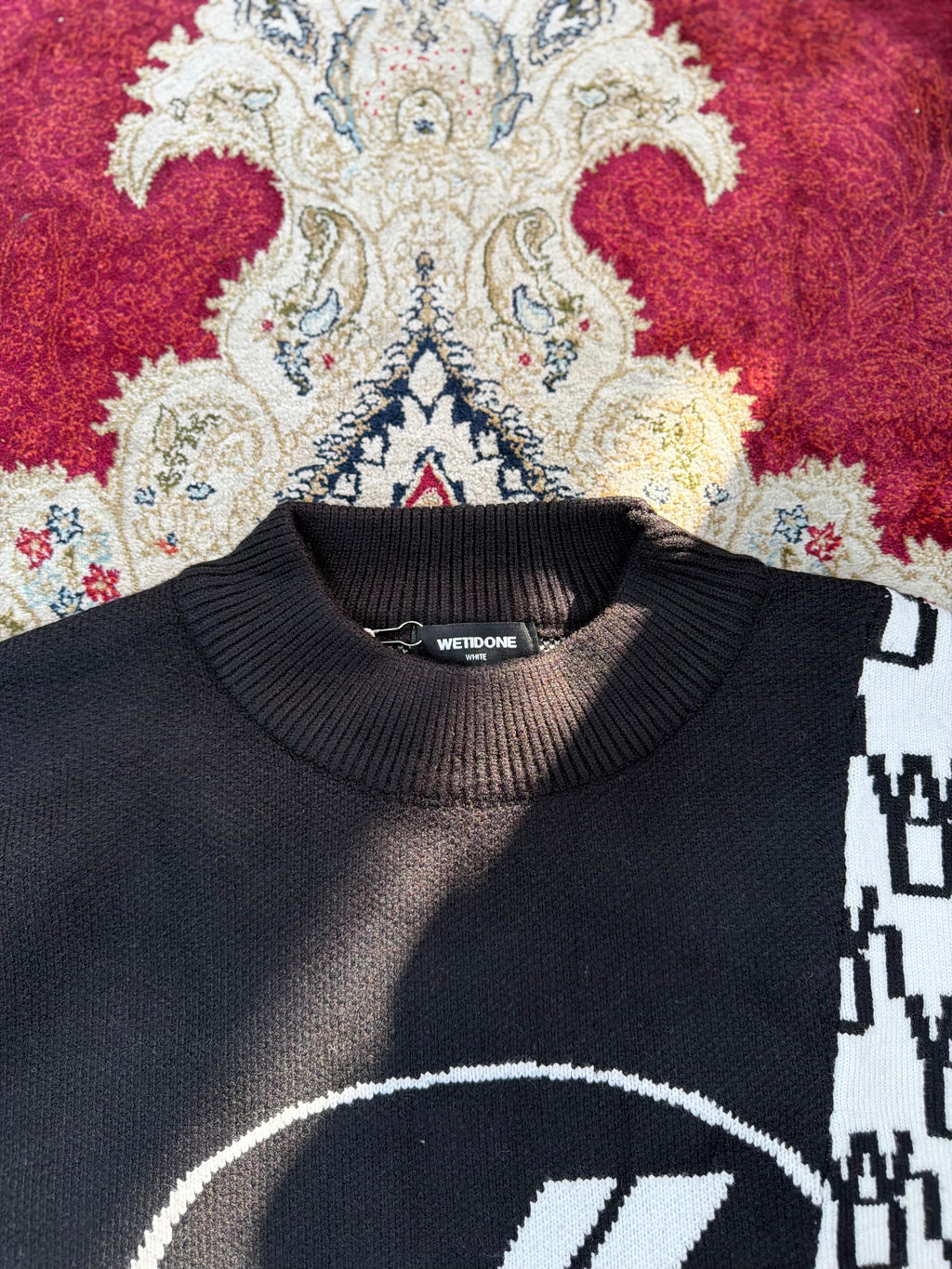 We11done Split Knit Logo Sweater – Black / White Contrast