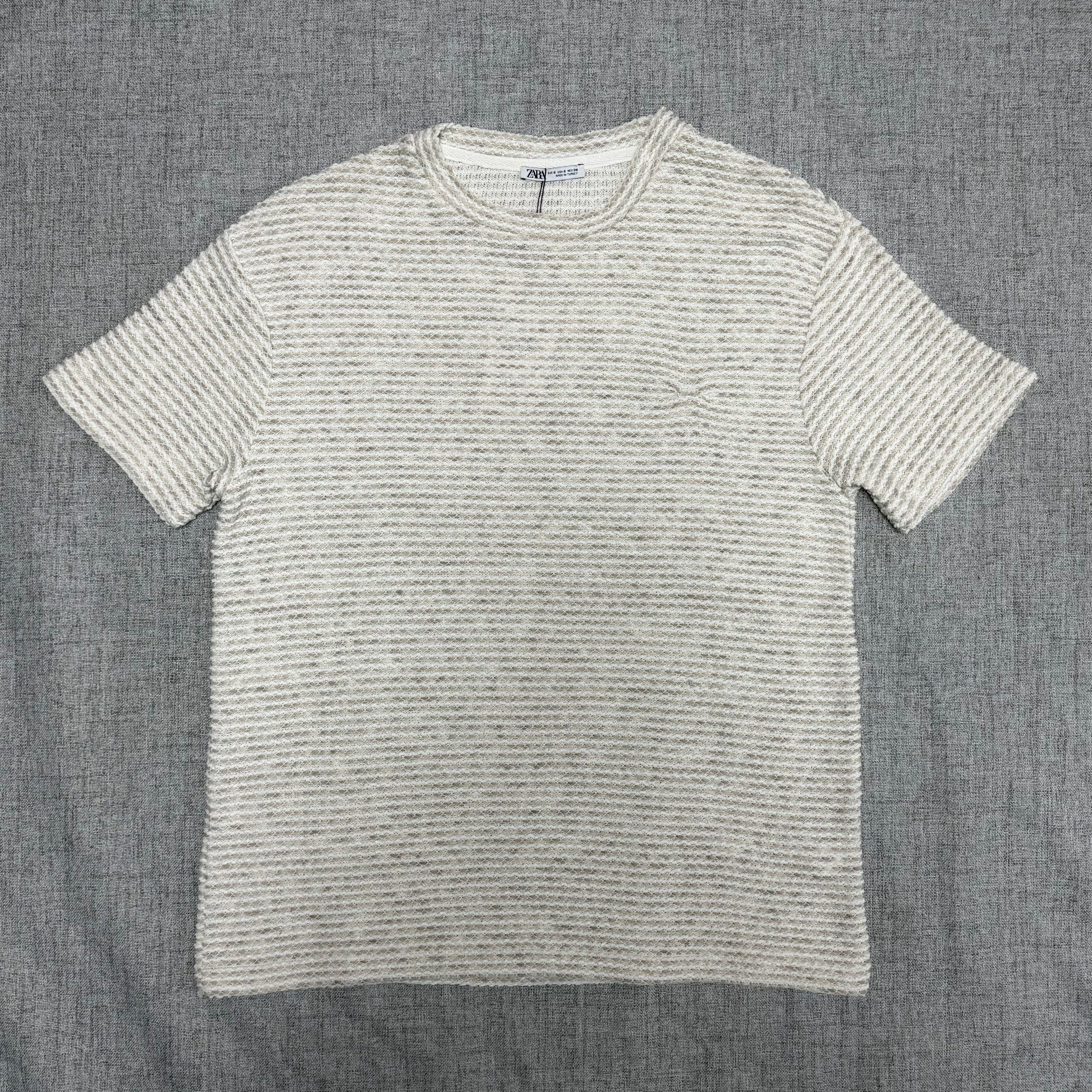 Textured Knit T-Shirt – Off-White Premium Summer Tee