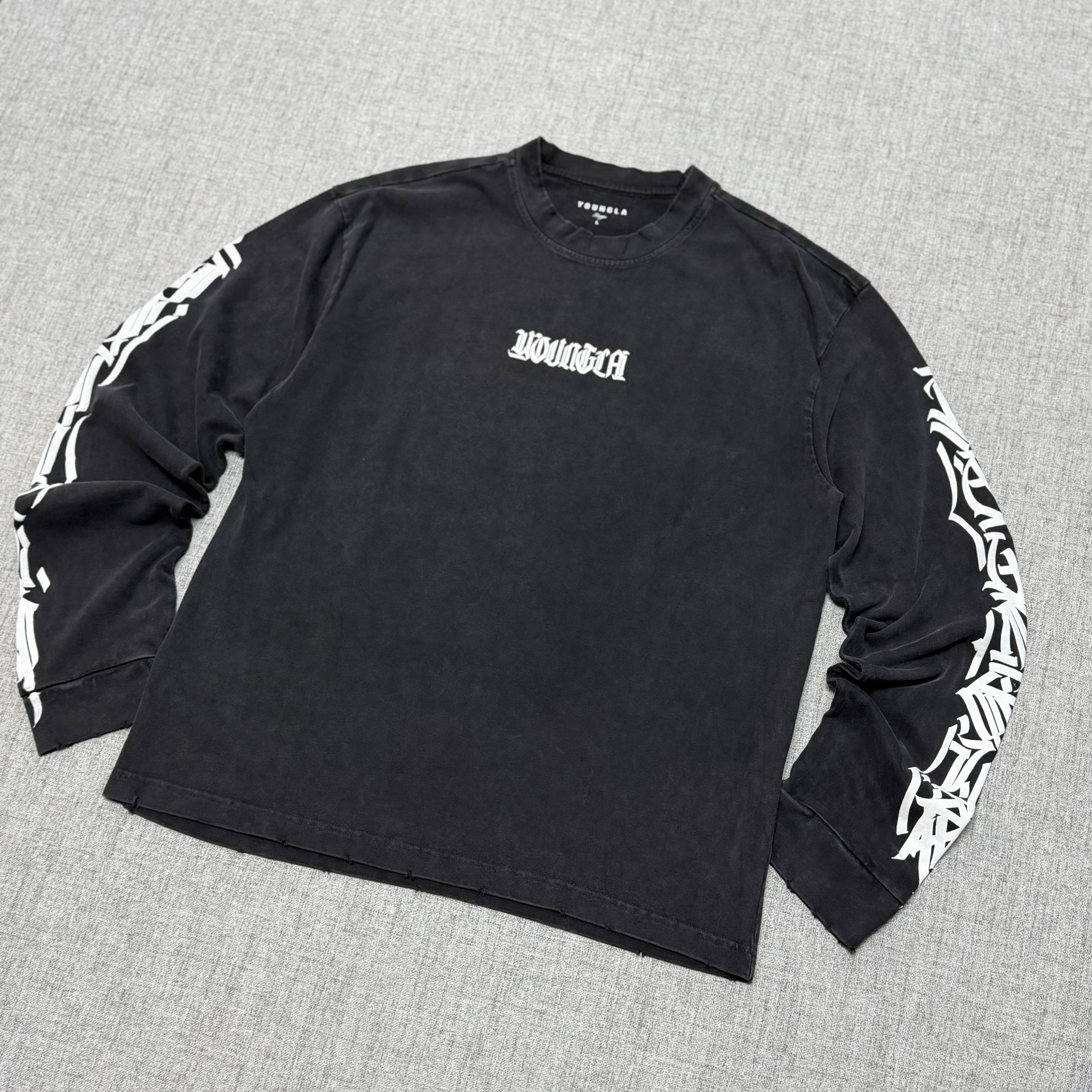 Washed Black Graphic Long Sleeve T-Shirt – Streetwear Fit